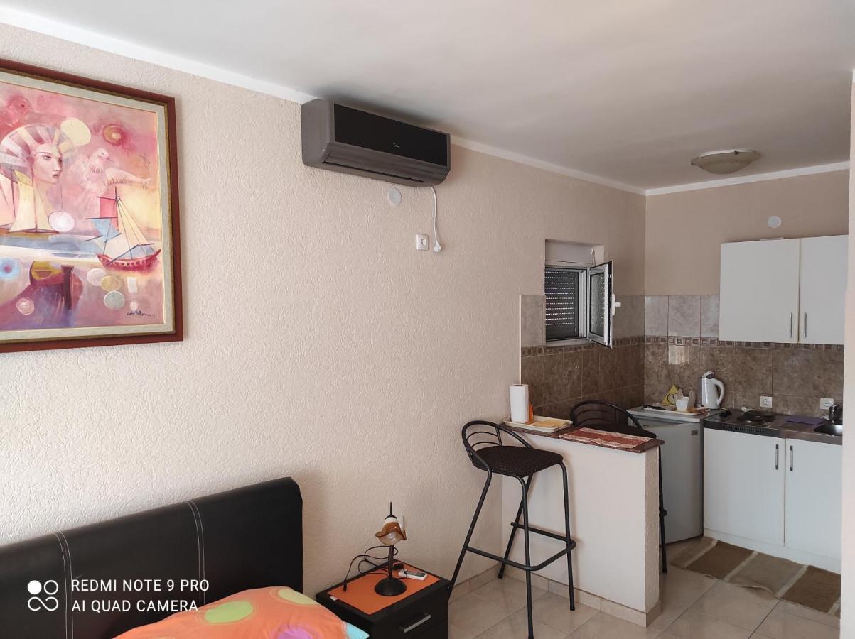 Apartments Anne Petrovac Εξωτερικό φωτογραφία