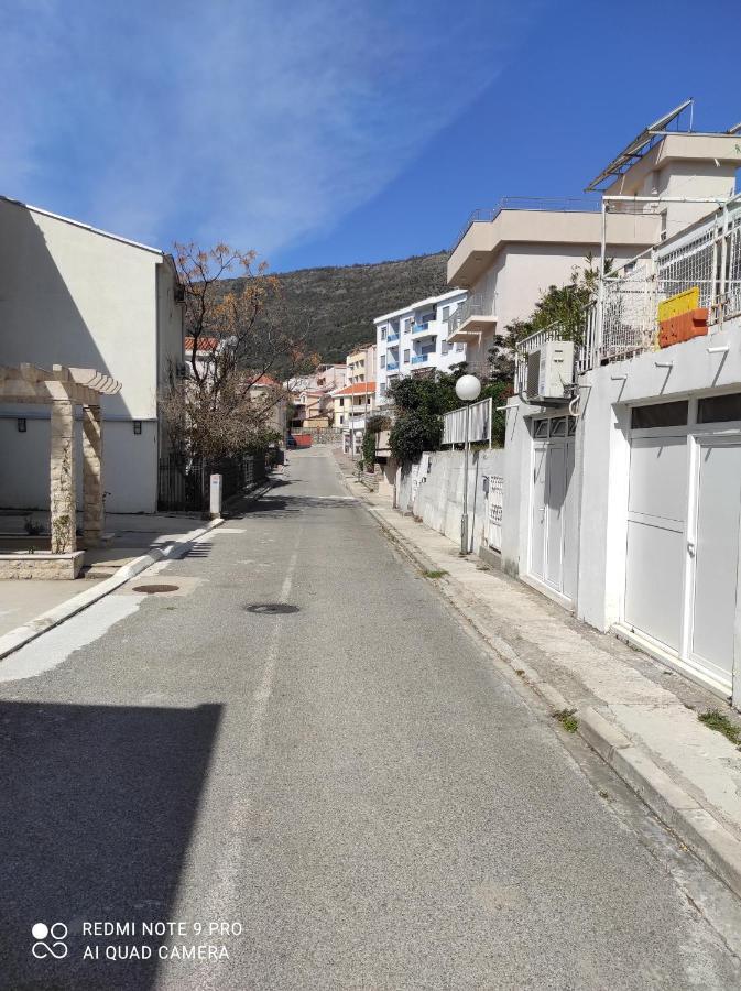 Apartments Anne Petrovac Εξωτερικό φωτογραφία