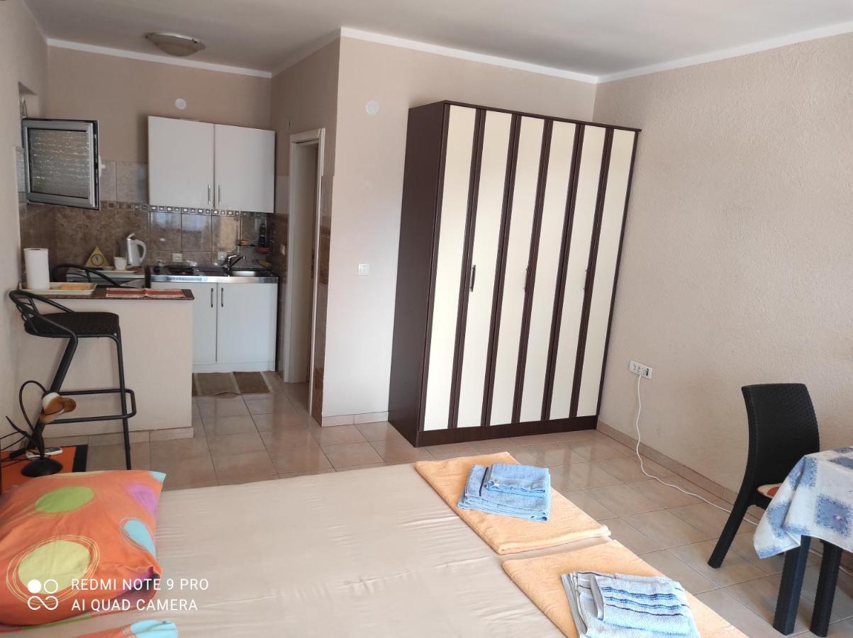 Apartments Anne Petrovac Εξωτερικό φωτογραφία
