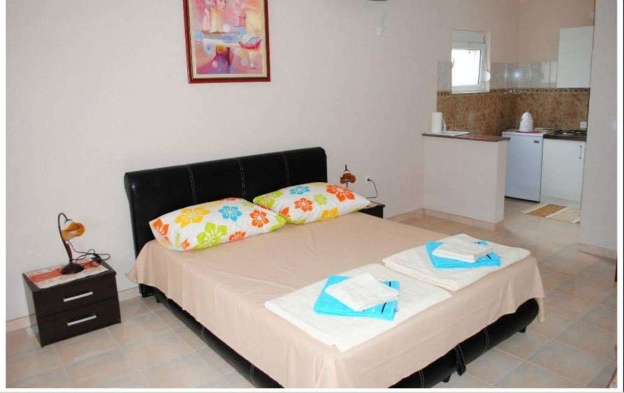 Apartments Anne Petrovac Εξωτερικό φωτογραφία
